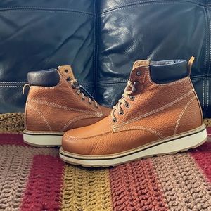 100% real leather boots.